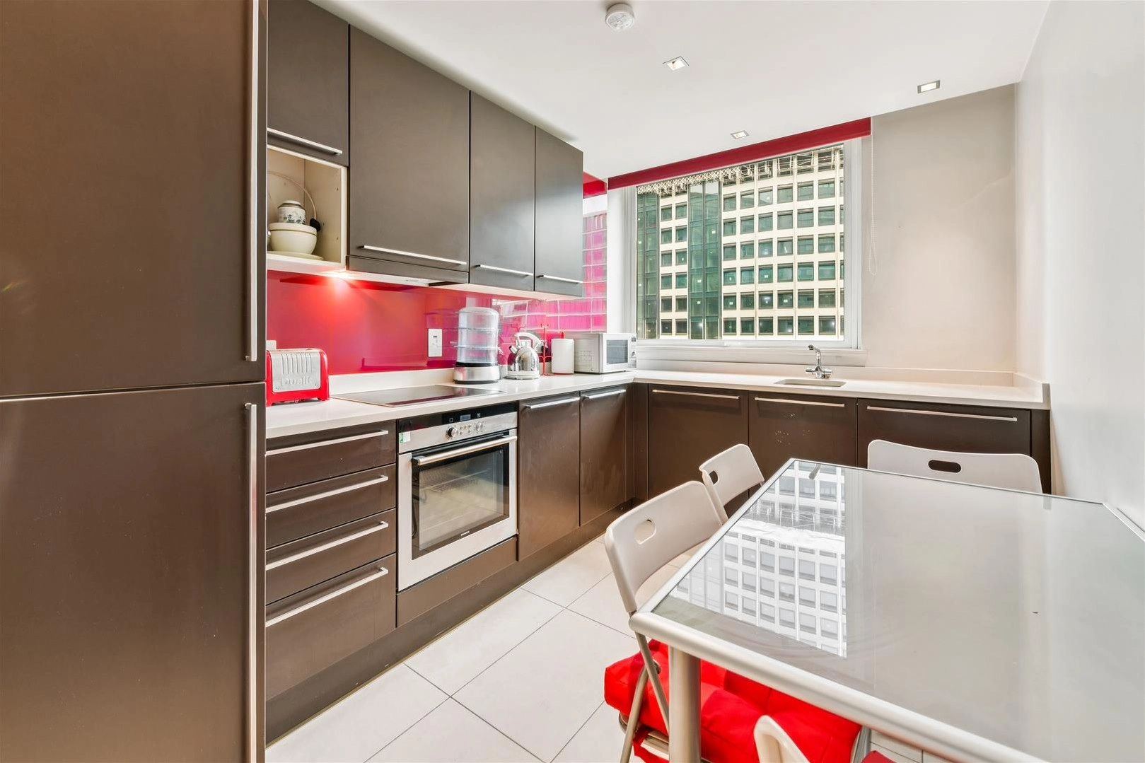  Palace Street, 20 The View, London